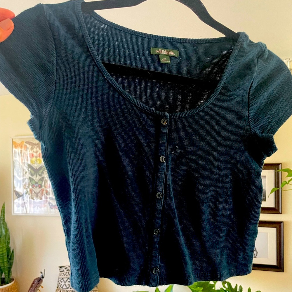 Cozy emerald crop
